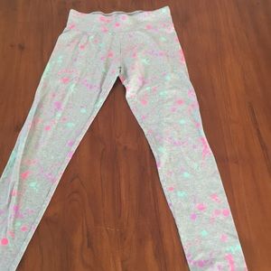 Gray splatter paint leggings